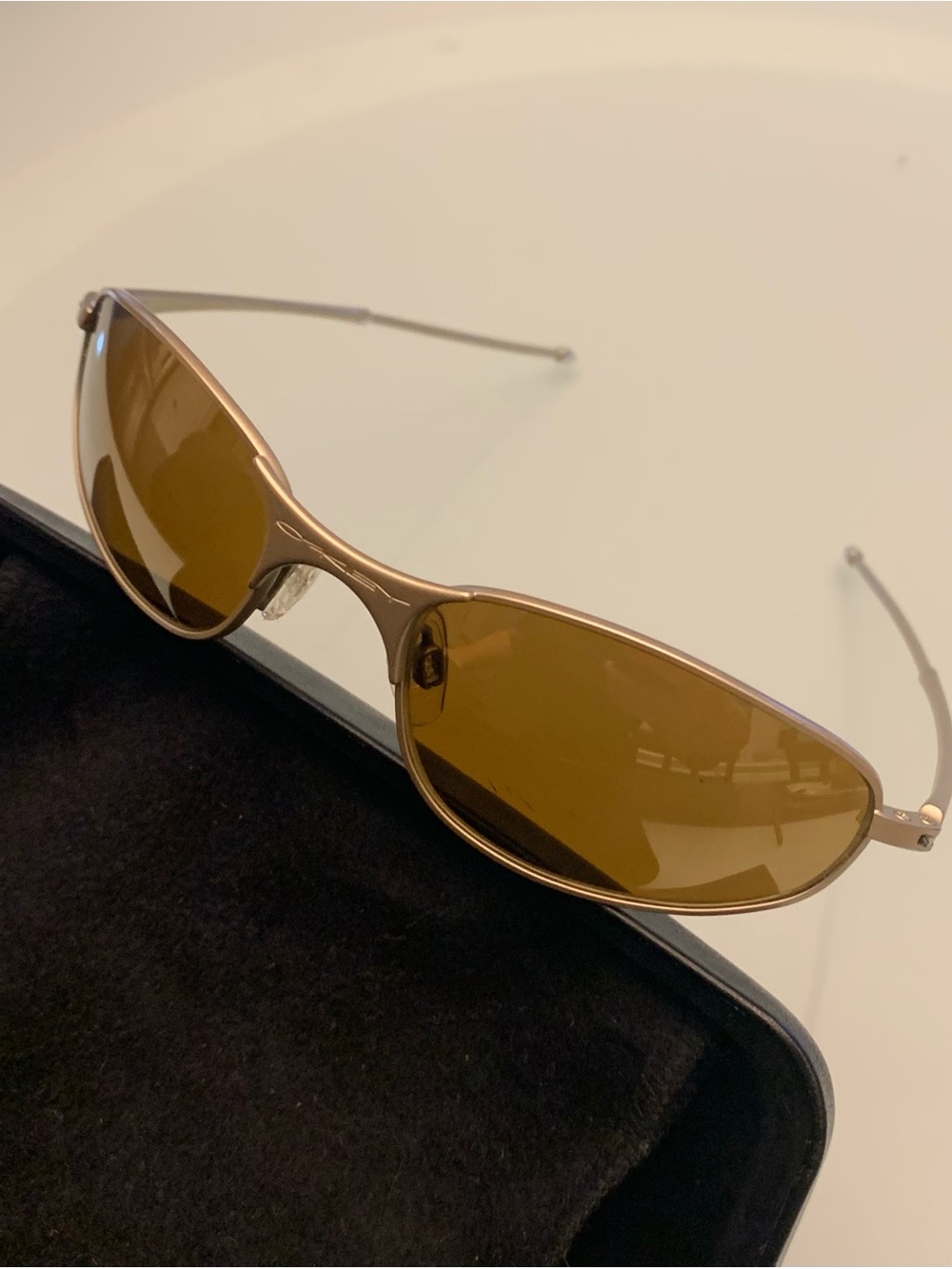 Vintage Oakley Sunglasses with Amber Lenses - Picture 2 of 7